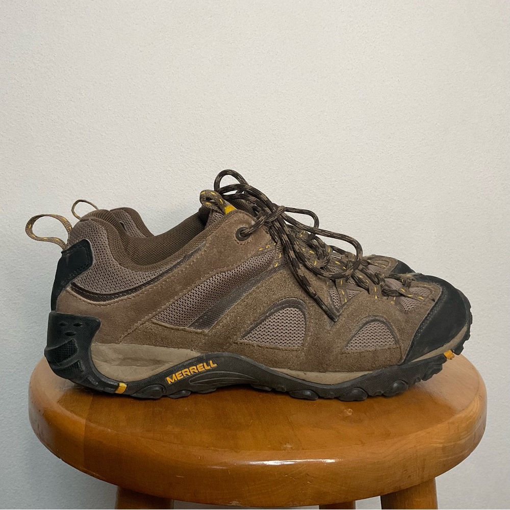 Merrell Stone/Old Gold Performance Hiking Shoes Size 9.5 Outdoor Sturdy Camp